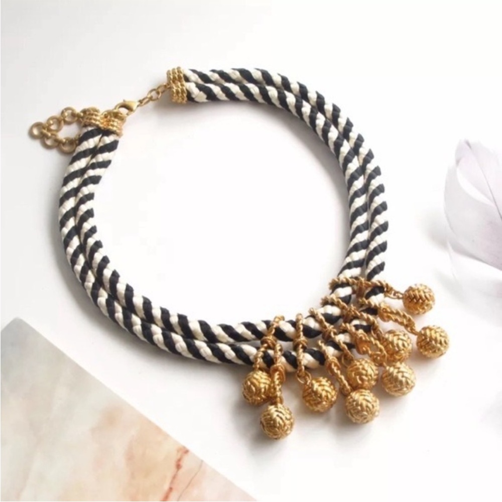 Stella & Dot Kalani Statement Necklace
